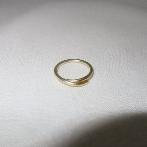 curved golden ring